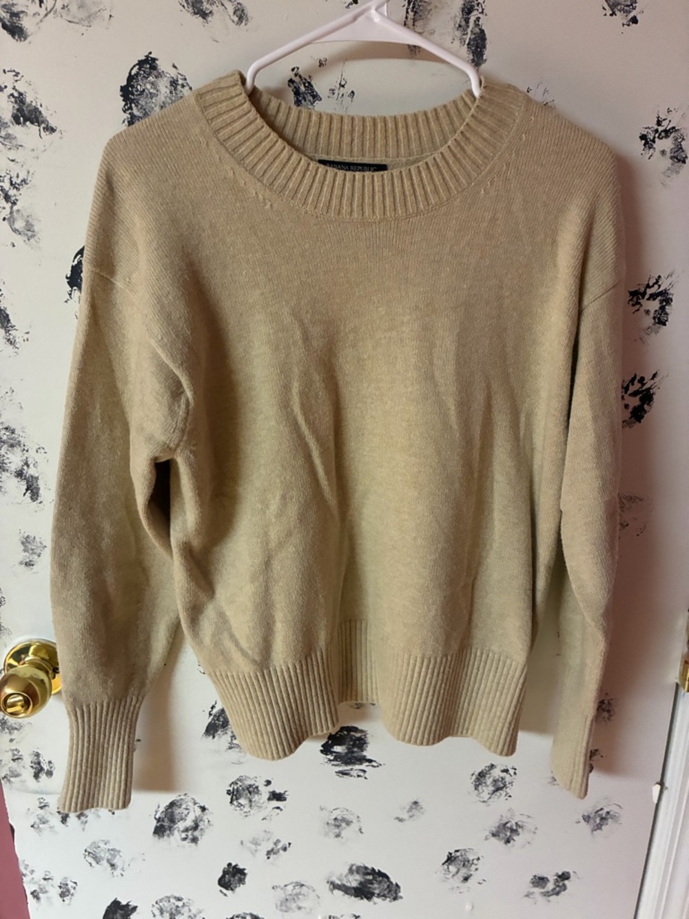Banana Republic Neutral Beige Crewneck Sweater